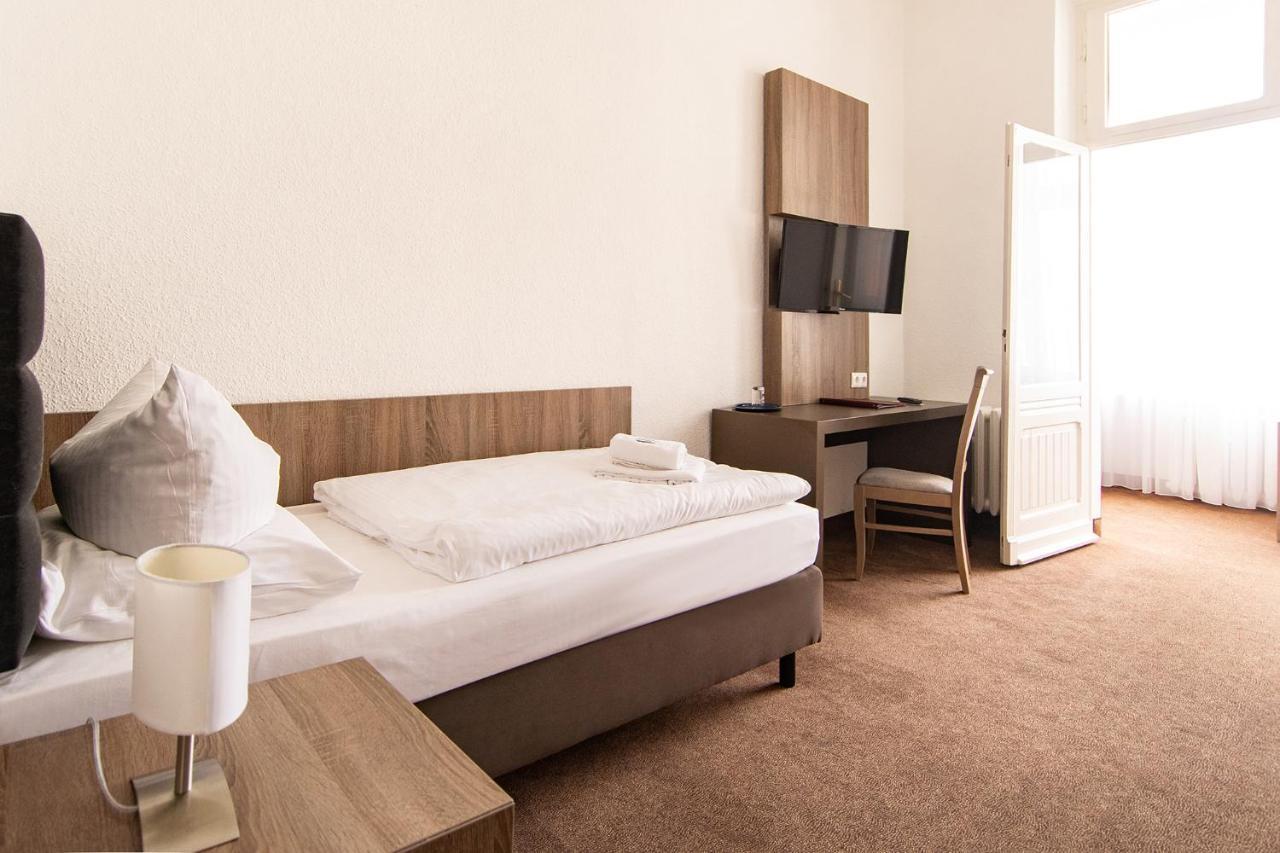 Villa Auszeit Hotel Garni ゼーバート・ヘリングスドルフ エクステリア 写真