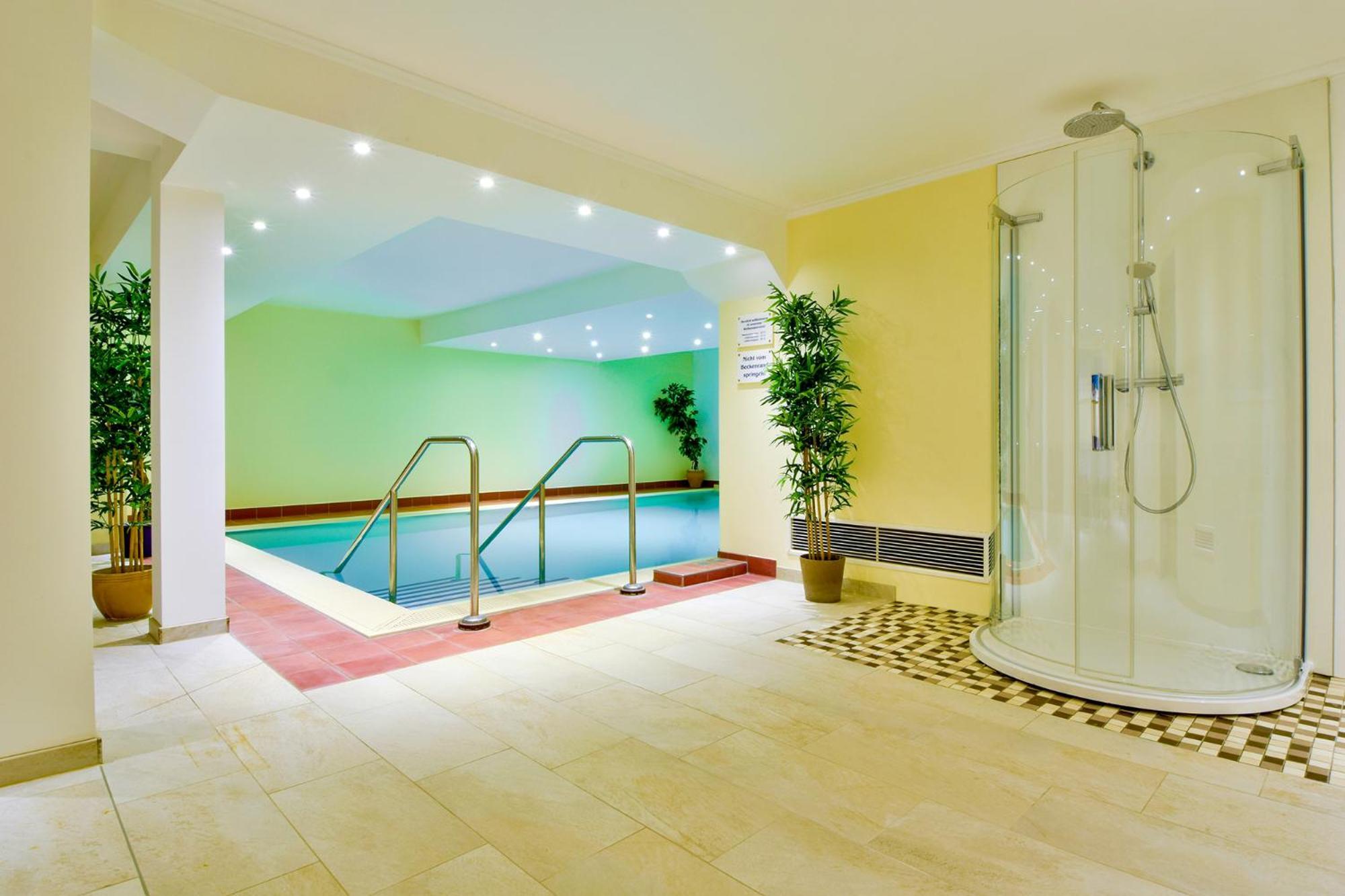 Villa Auszeit Hotel Garni ゼーバート・ヘリングスドルフ エクステリア 写真